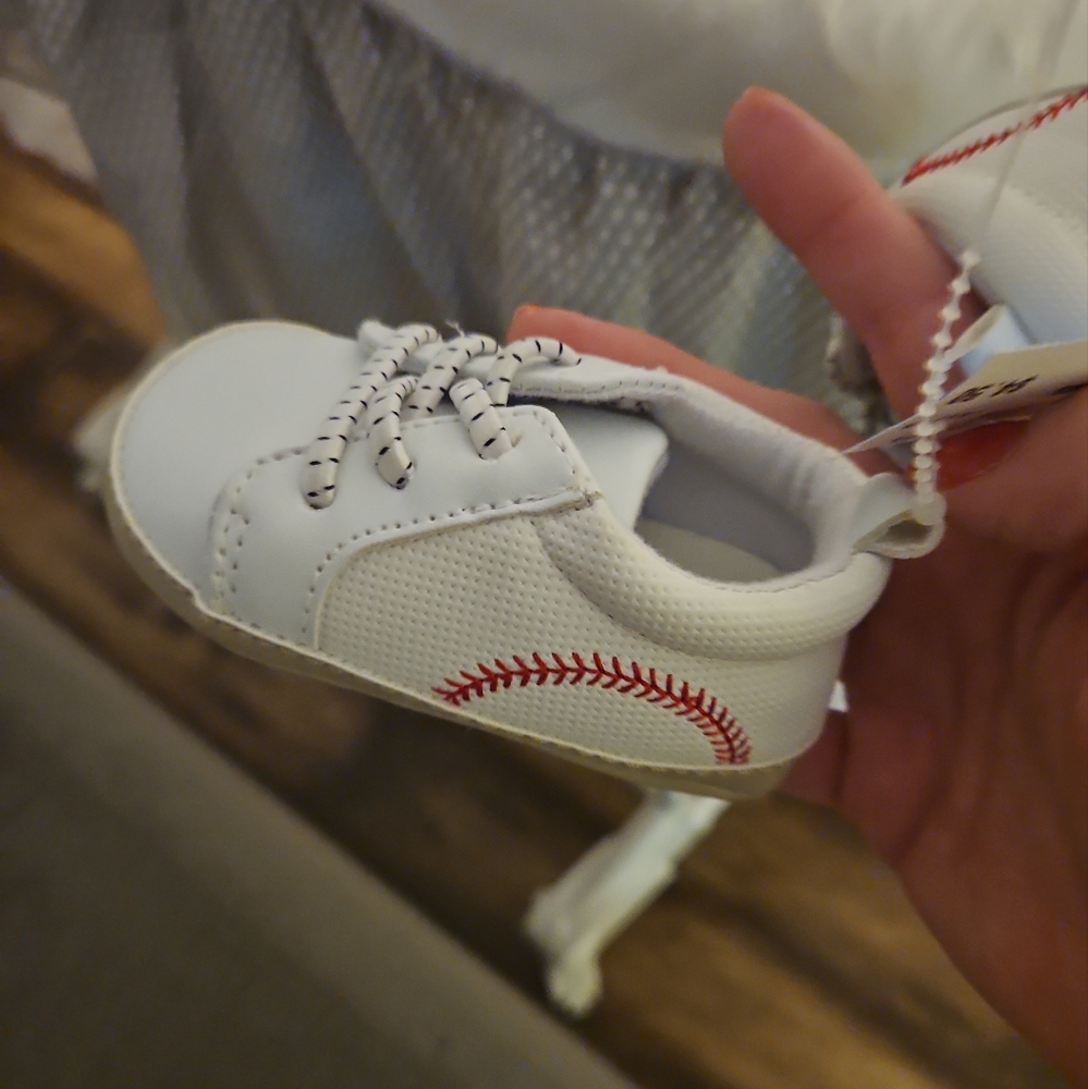 Crib shoes